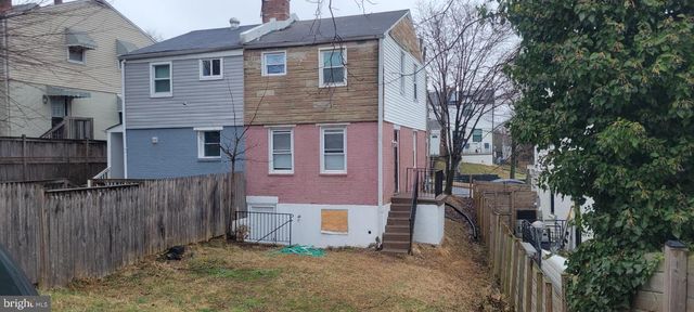 814 51ST ST NE, Washington, DC 20019