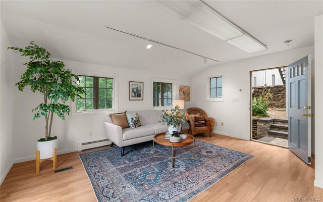 125 Piermont Avenue, Nyack, NY 10960