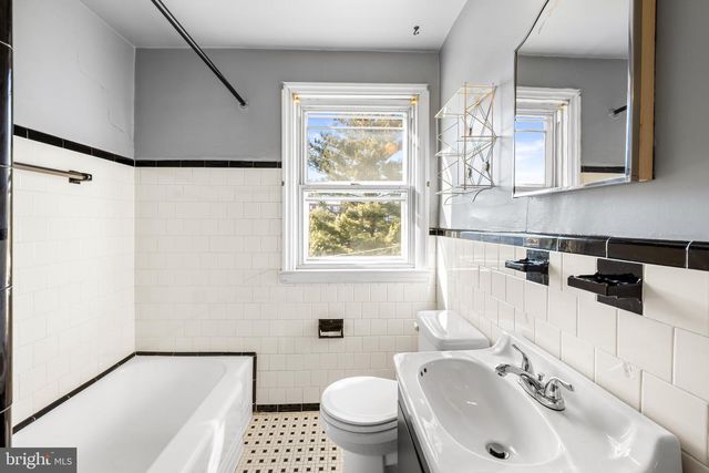 215 GROVE PARK RD, Brooklyn Park, MD 21225