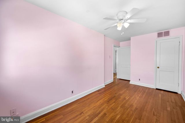 215 GROVE PARK RD, Brooklyn Park, MD 21225