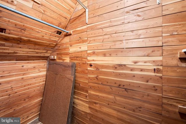 215 GROVE PARK RD, Brooklyn Park, MD 21225