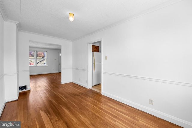 215 GROVE PARK RD, Brooklyn Park, MD 21225