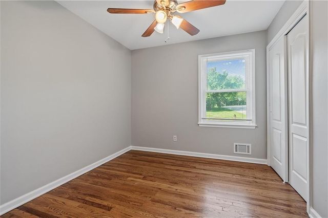 11827 E 50TH Terrace, Kansas City, MO 64133