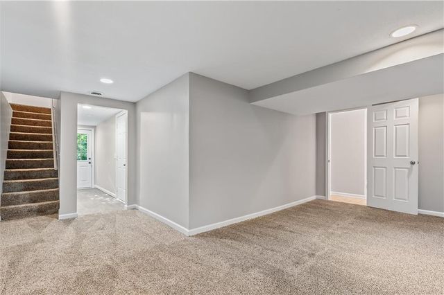 11827 E 50TH Terrace, Kansas City, MO 64133