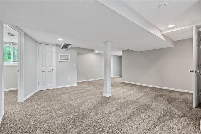 11827 E 50TH Terrace, Kansas City, MO 64133