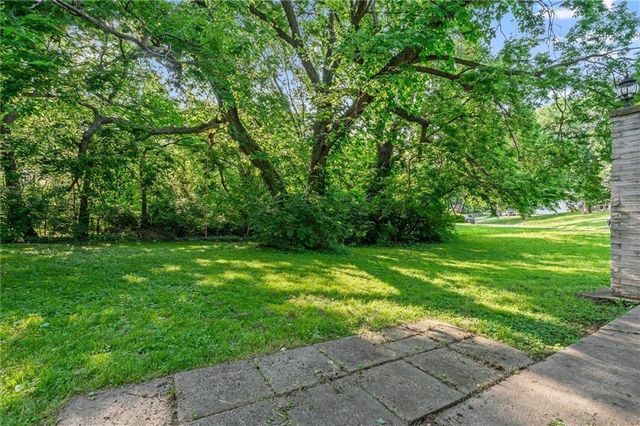 11827 E 50TH Terrace, Kansas City, MO 64133