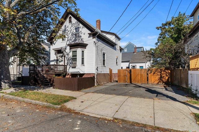 25-27 Bulfinch Street, Lynn, MA 01904