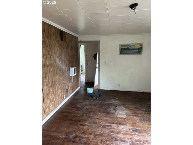 150 N CLEVELAND St, Eugene, OR 97402