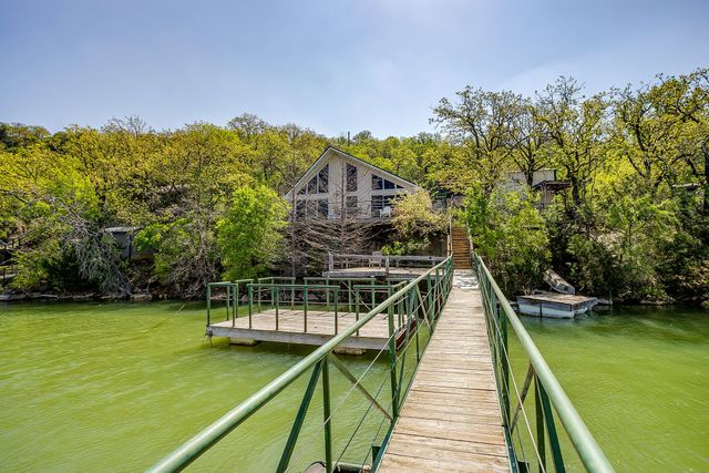 922 S Lakeview Drive, Gordon, TX 76453