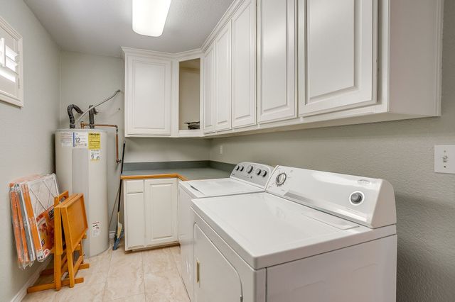 922 S Lakeview Drive, Gordon, TX 76453