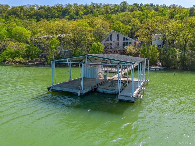 922 S Lakeview Drive, Gordon, TX 76453