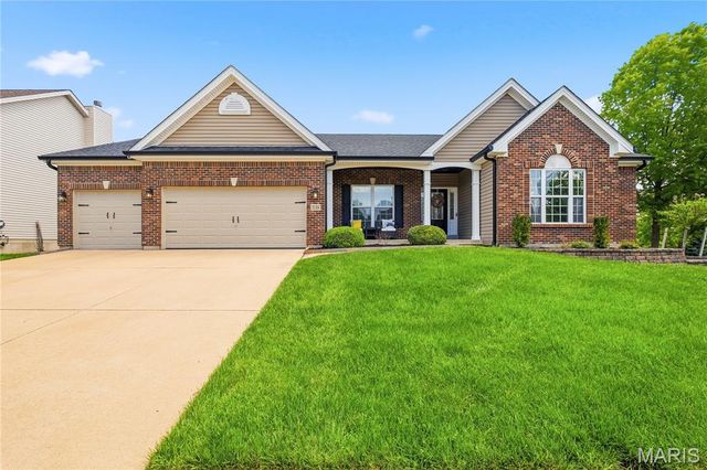 3126 Brook Hollow Drive, O'fallon, MO 63366