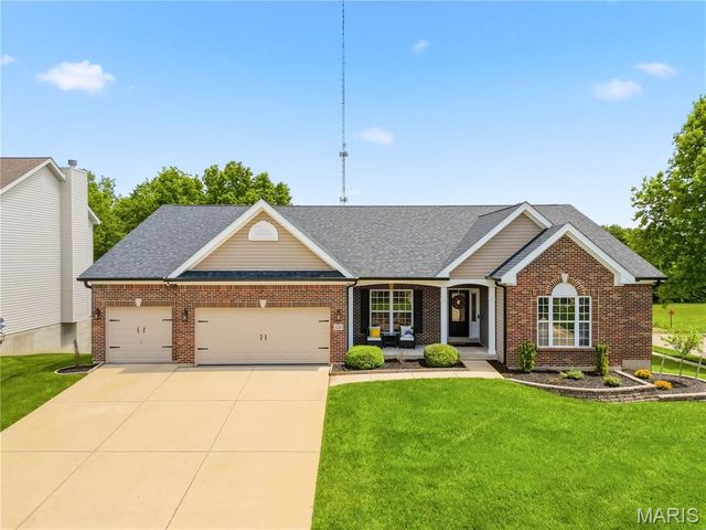 3126 Brook Hollow Drive, O'fallon, MO 63366