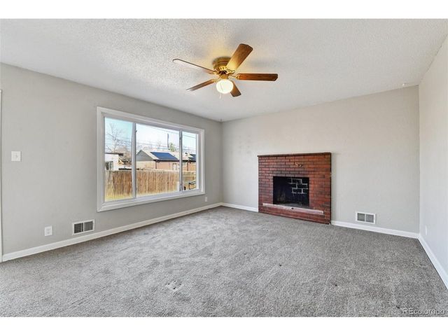 1025 Elmer Dr, Northglenn, CO 80233