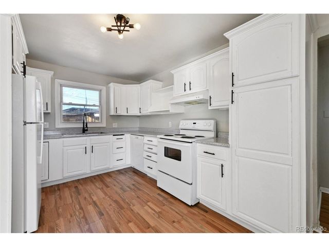 1025 Elmer Dr, Northglenn, CO 80233