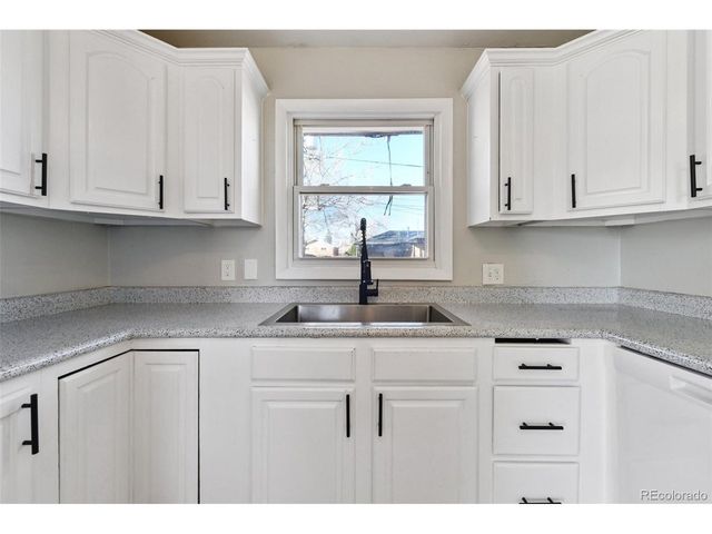 1025 Elmer Dr, Northglenn, CO 80233
