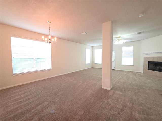 163 Snug Harbor Drive, Montgomery, TX 77356