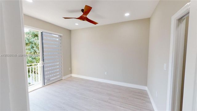 1284 NE 111th St 1284, Miami, FL 33161