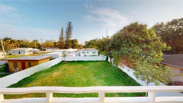 1284 NE 111th St 1284, Miami, FL 33161