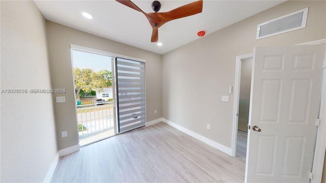 1284 NE 111th St 1284, Miami, FL 33161