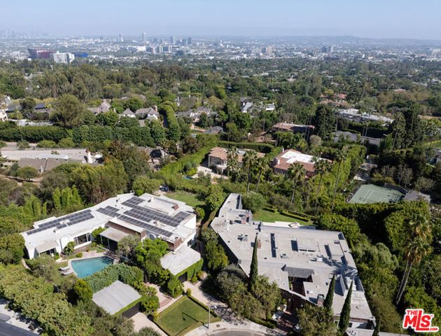 510 Stonewood Drive, Beverly Hills, CA 90210
