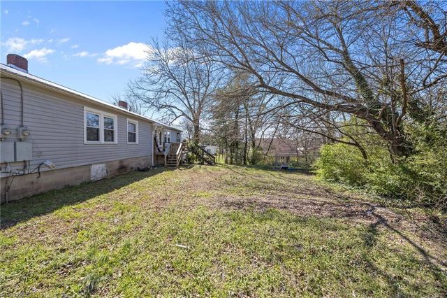 102, 104, 106 Warner Street, Thomasville, NC 27360