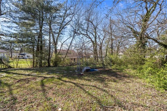 102, 104, 106 Warner Street, Thomasville, NC 27360