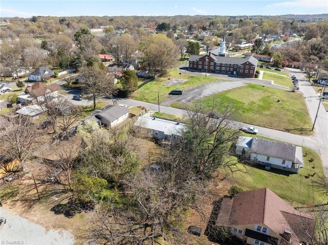 102, 104, 106 Warner Street, Thomasville, NC 27360