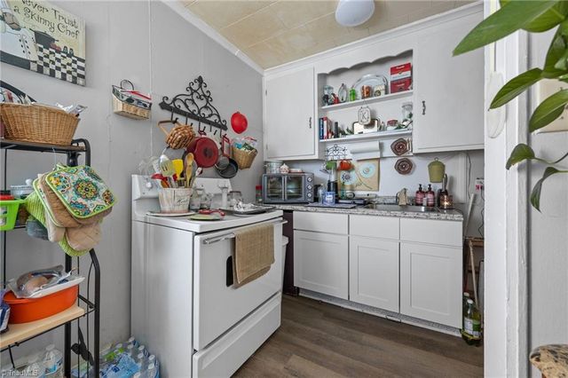 102, 104, 106 Warner Street, Thomasville, NC 27360