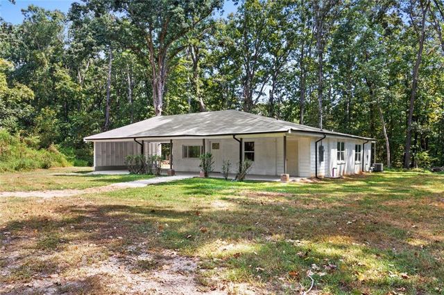 3990 Pine Hill Drive, Douglasville, GA 30135