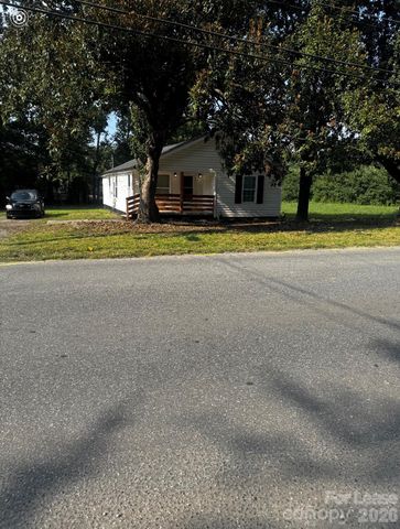 6124 Old Mt Holly Road, Charlotte, NC 28208