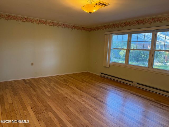 682 New Castle Court B, Lakewood, NJ 08701