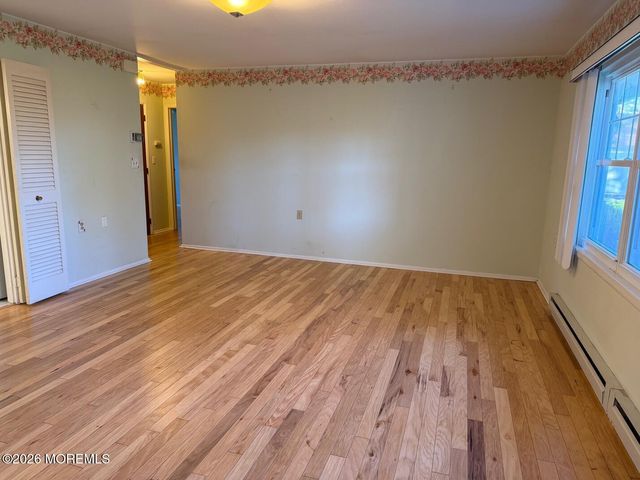 682 New Castle Court B, Lakewood, NJ 08701