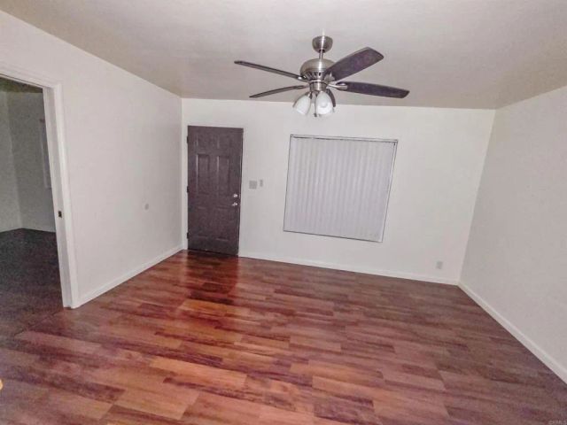 403-11 4th Ave, Escondido, CA 92025