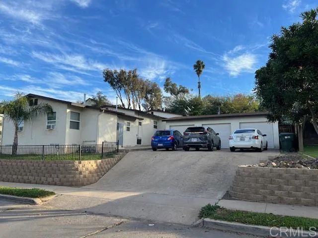 403-11 4th Ave, Escondido, CA 92025