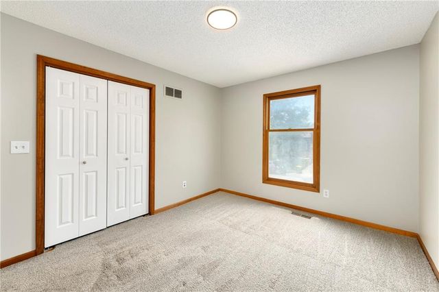 146 W Colleen Drive, Gardner, KS 66030