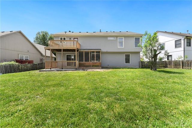 146 W Colleen Drive, Gardner, KS 66030