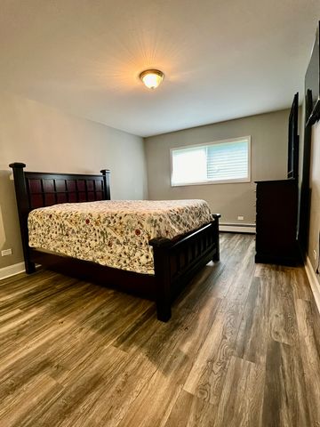 13711 S Stewart Avenue 2W, Riverdale, IL 60827
