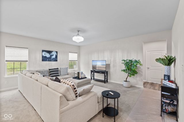 453 Gathering Lane, Greenwood, IN 46143