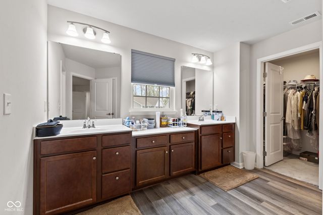 453 Gathering Lane, Greenwood, IN 46143