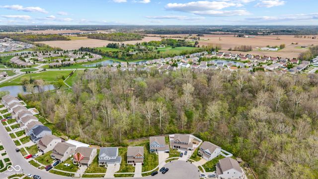 453 Gathering Lane, Greenwood, IN 46143