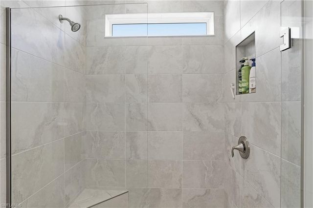 28306 Captiva Shell LOOP, Bonita Springs, FL 34135