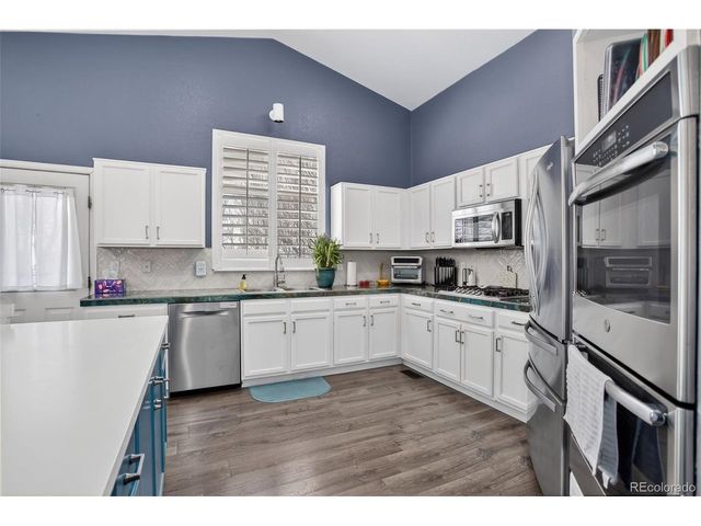 19824 E Stanford Dr, Centennial, CO 80015