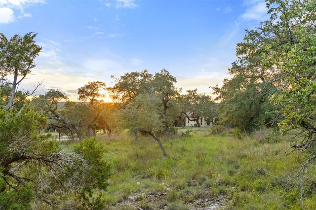 000 Mirela Ann RD, Dripping Springs, TX 78620