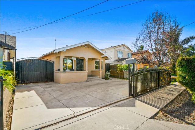 9424 Los Angeles, Bellflower, CA 90706