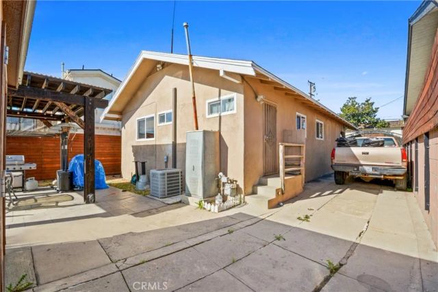 9424 Los Angeles, Bellflower, CA 90706