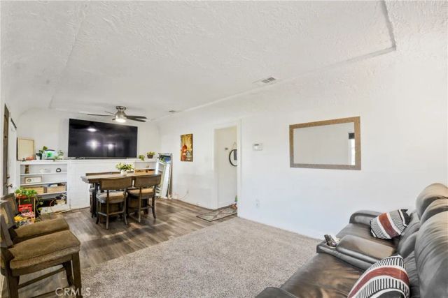 9424 Los Angeles, Bellflower, CA 90706