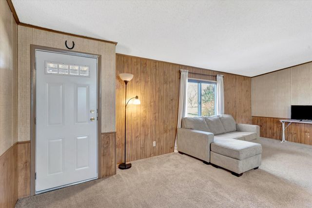 208 Carter Road, Sparta, MO 65753