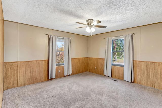 208 Carter Road, Sparta, MO 65753