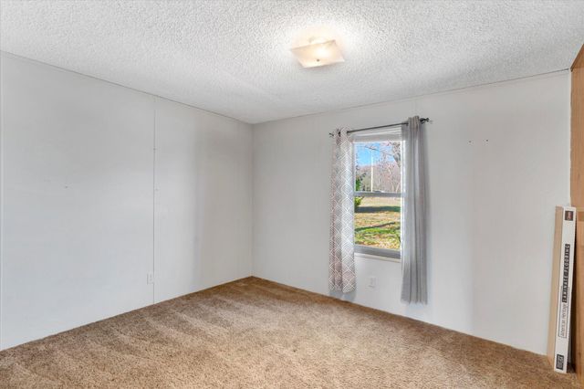 208 Carter Road, Sparta, MO 65753